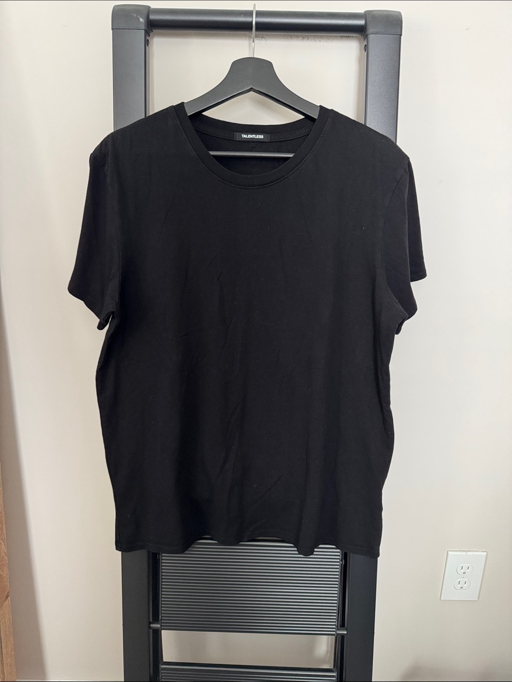 TALENTLESS Black Cotton Crewneck Tee